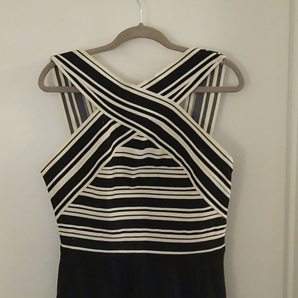 Black and White parisienne dress